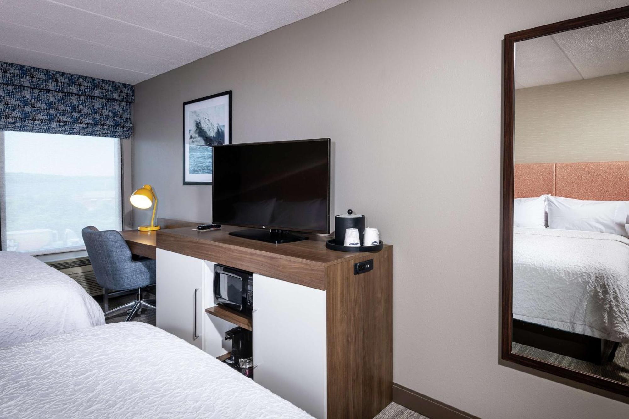 Hampton Inn Fall River/Westport North Westport Exteriör bild