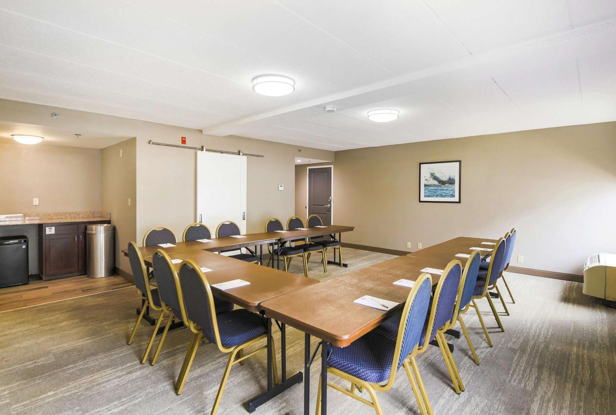 Hampton Inn Fall River/Westport North Westport Exteriör bild