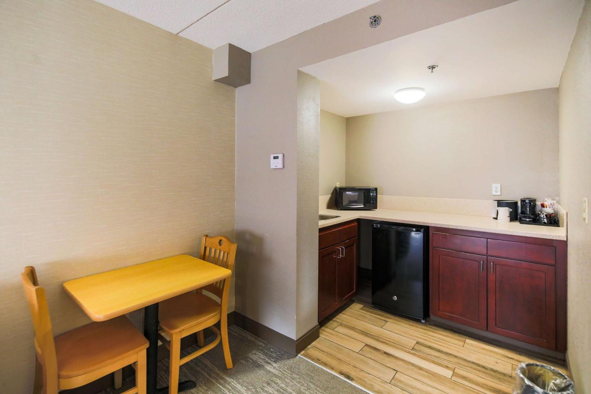 Hampton Inn Fall River/Westport North Westport Exteriör bild
