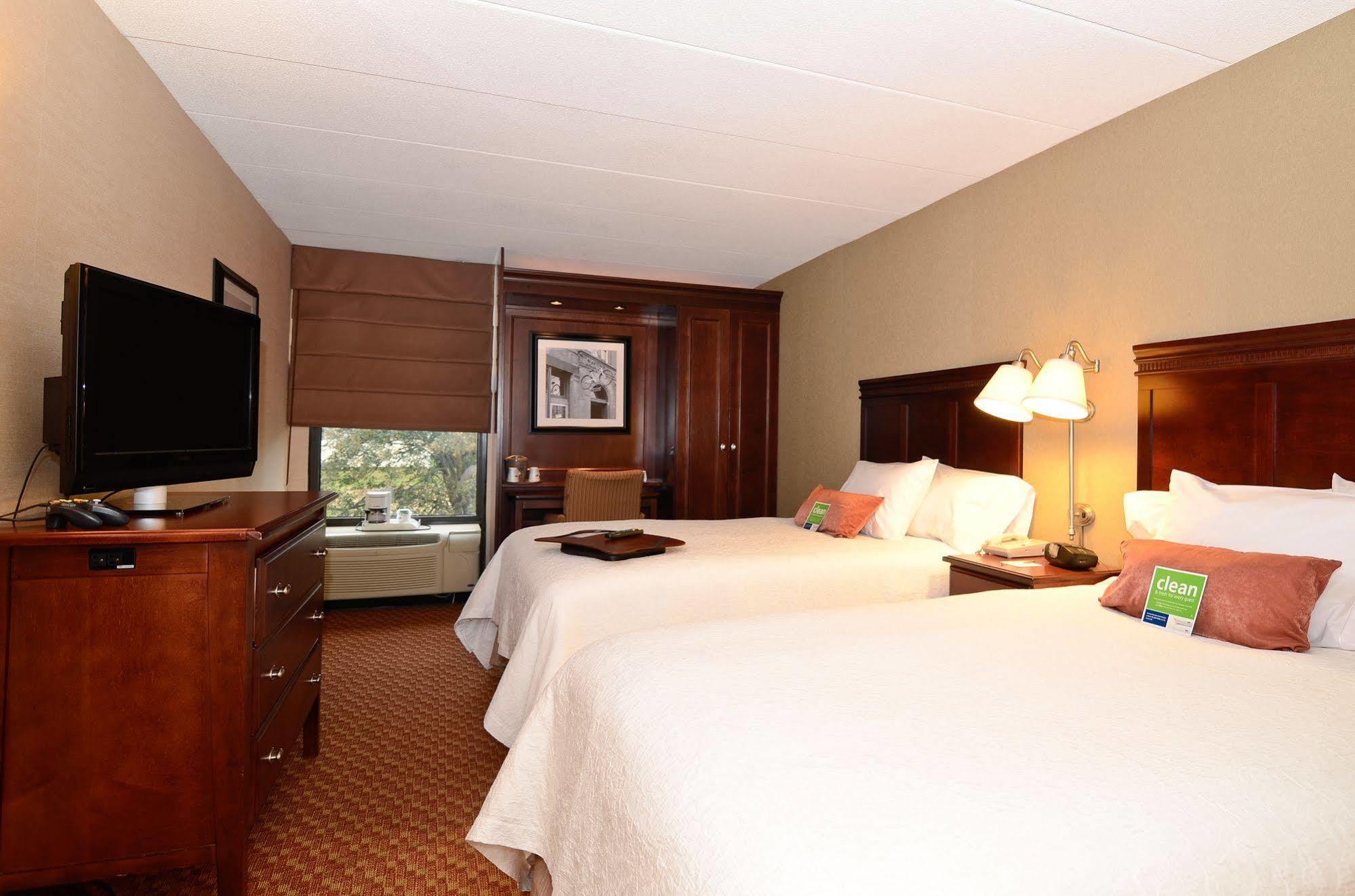 Hampton Inn Fall River/Westport North Westport Exteriör bild