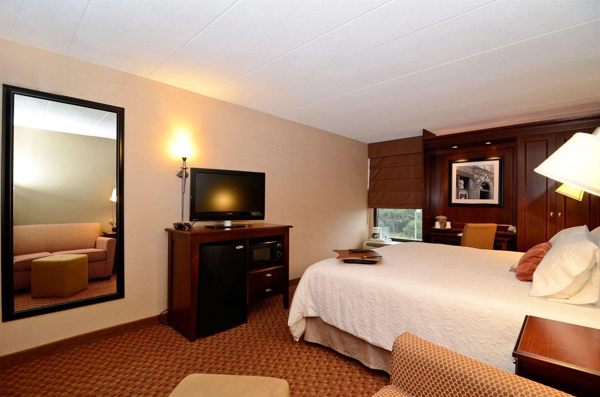 Hampton Inn Fall River/Westport North Westport Exteriör bild
